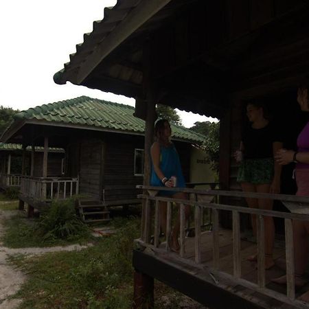 Mad Monkey Koh Rong Samloem Hostel Koh Rong Sanloem Buitenkant foto