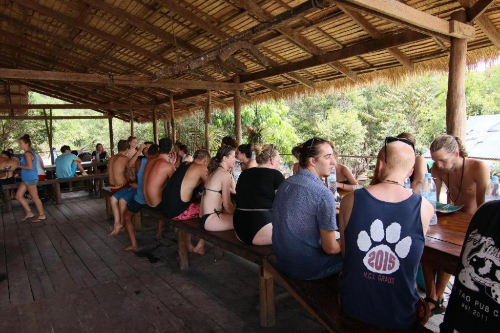 Mad Monkey Koh Rong Samloem Hostel Koh Rong Sanloem Buitenkant foto